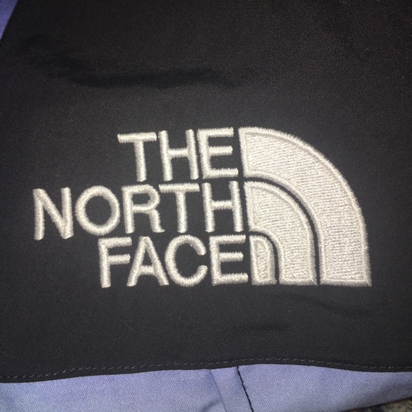 Supreme tnf parka FW 17 size medium - Picture 2 of 7